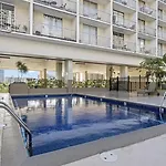 Gem Of Waikiki At Inn On The Park